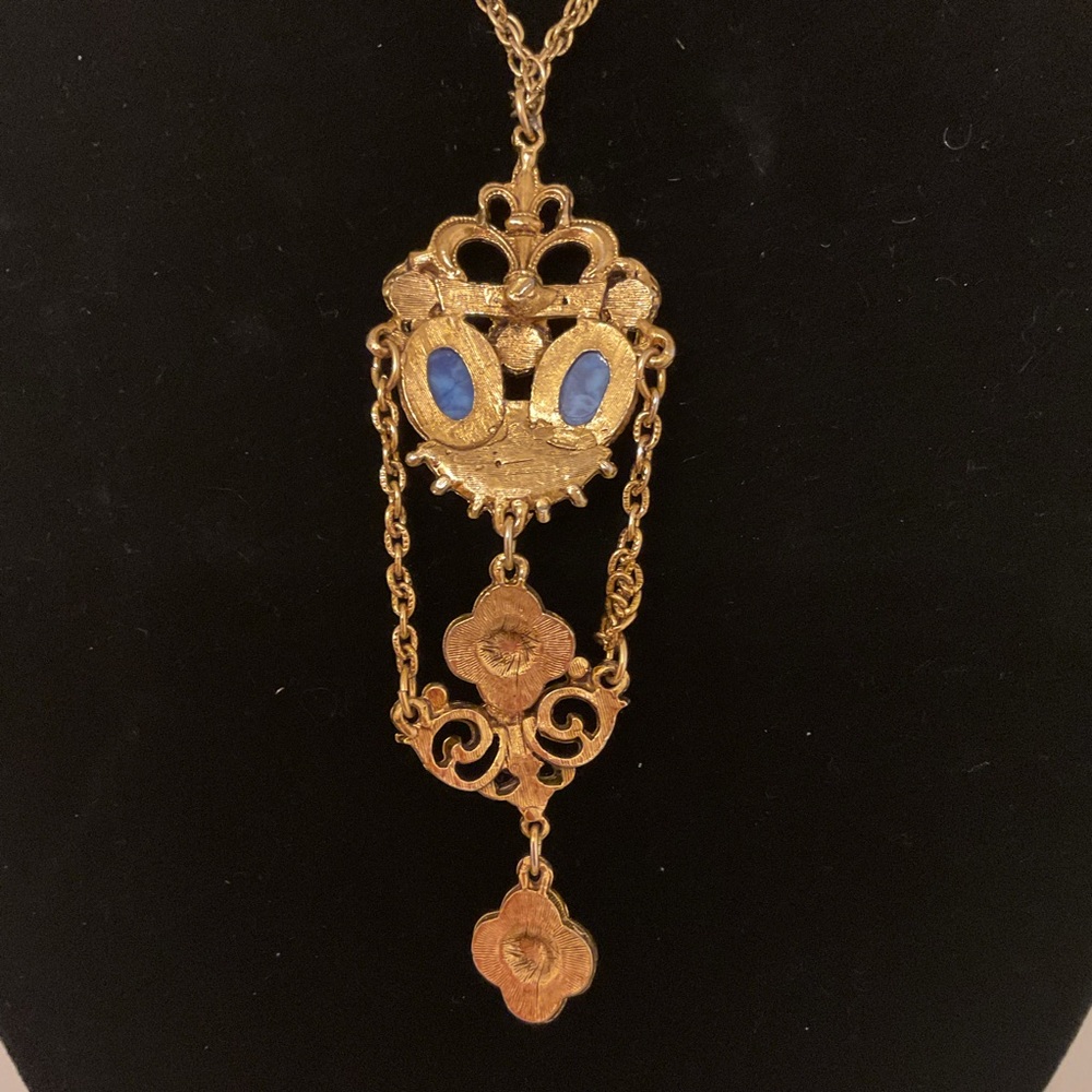 #18 Vintage Ornate Necklace with Pendant featuring 2 Lapis Glass Cabachons - Picture 3 of 5
